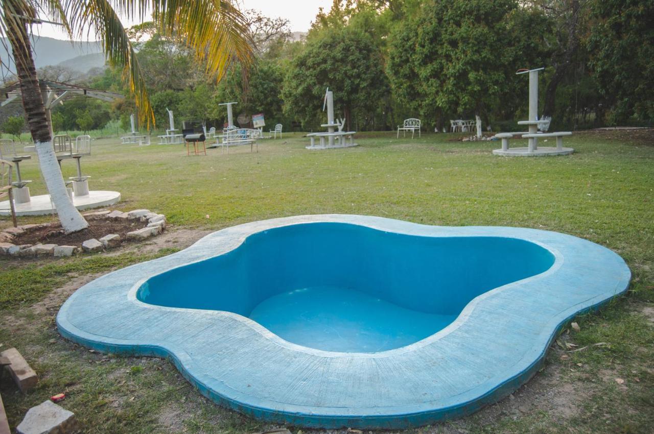 Hotel Y Restaurante El Texano Tamasopo Kültér fotó