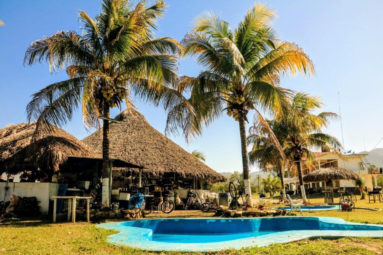 Hotel Y Restaurante El Texano Tamasopo Kültér fotó